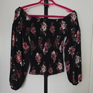 Streetwear Society Black and Pink Floral Blouse